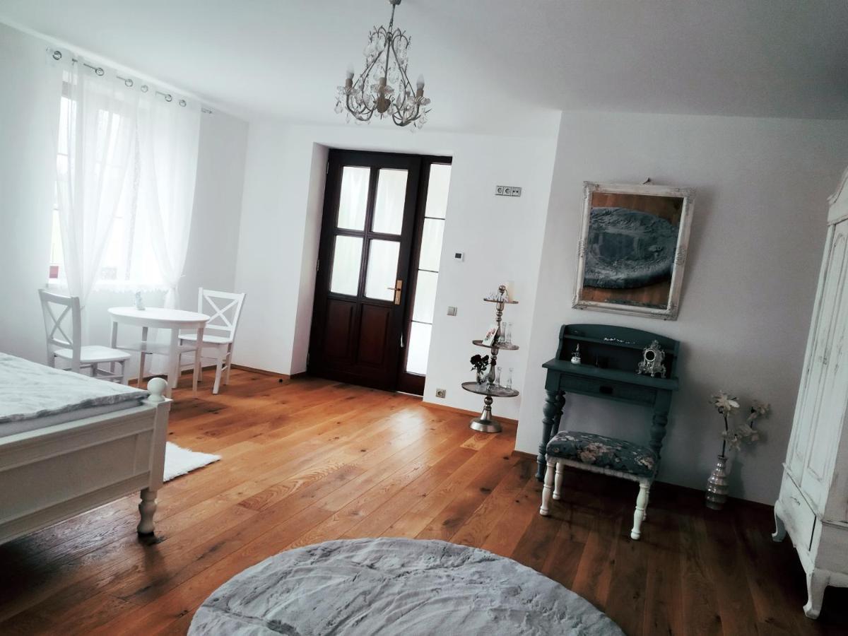 Vila Stary Mlyn Prosec pod Jestedem Luaran gambar